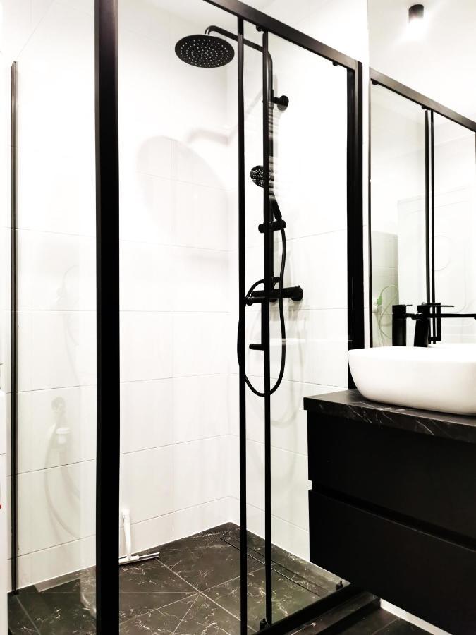 Gliniana Apartment ~ Self Check-In 24H ~ Lift Вроцлав Экстерьер фото