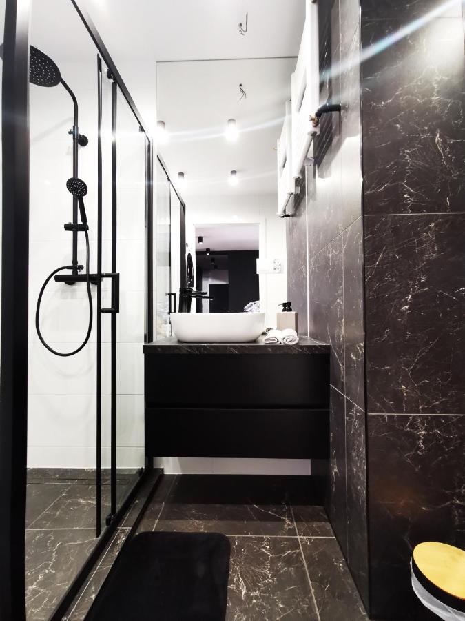 Gliniana Apartment ~ Self Check-In 24H ~ Lift Вроцлав Экстерьер фото